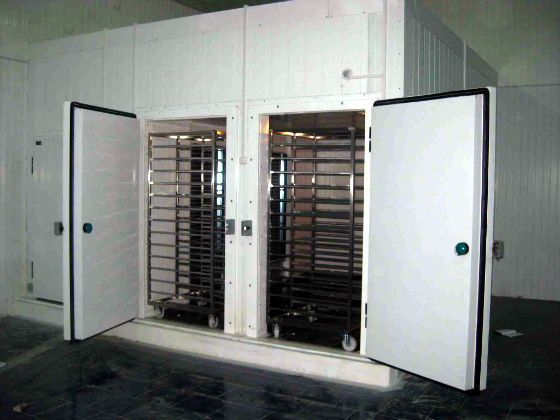 Ремонт промышленных холодильников в Звенигороде с выездом | Вызов мастера по холодильникам на дом